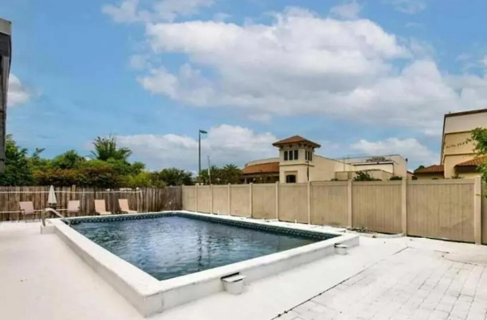 Tropical Oasis - Private Pool - Prime Location Apartment Tampa 0*,  United States